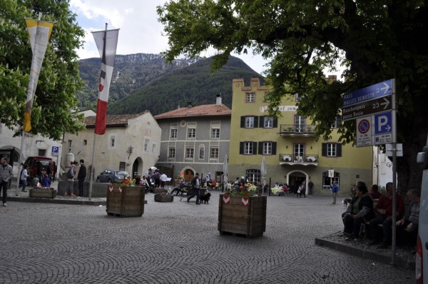 Stadtplatz mit dem wunderbaren Gasthof Grüner Baum (© gurschler)