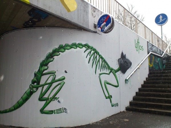 Graffiti beim Olympiastadion Innsbruck (Foto: ©susannegurschler)