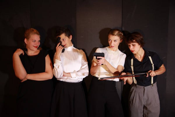 Ayla Antheunisse, Katarina Csanyiova, Julia Kronenberg und Lisa Weiss; Foto: ©transit